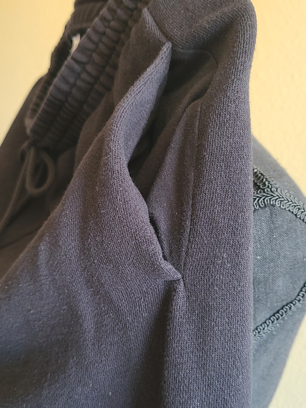 PINK Victoria's Secret Womens Sweatpants with Drawstring Waistband and Pockets - Picture 3 of 5